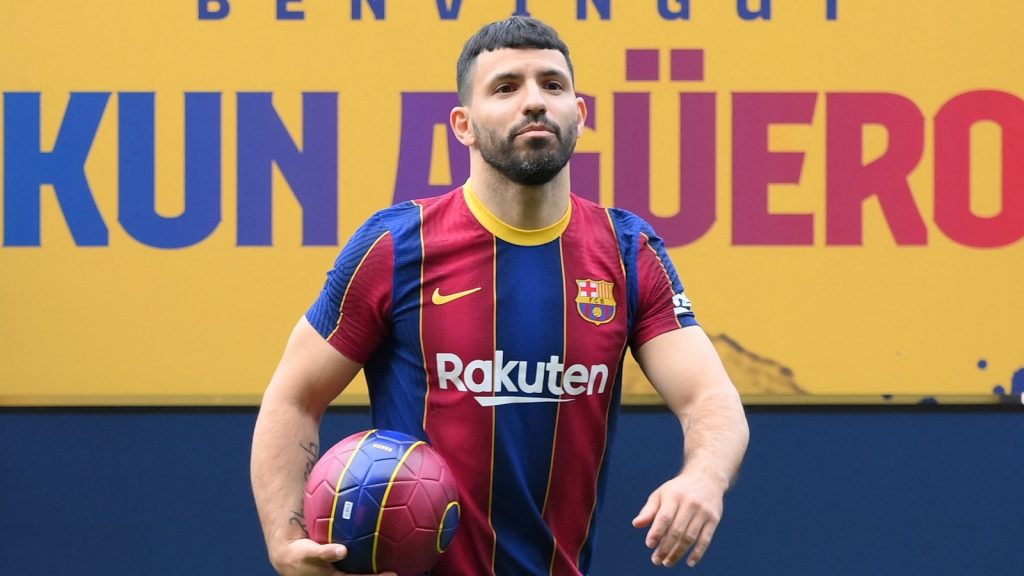 Sergio Agüero con la Camiseta del Barcelona