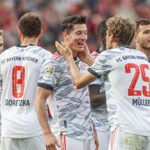 Bundesliga-Bayern lidera 5-1