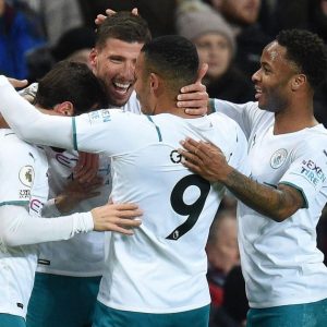 Premier League-Manchester City 2-1 gana 4 victorias consecutivas